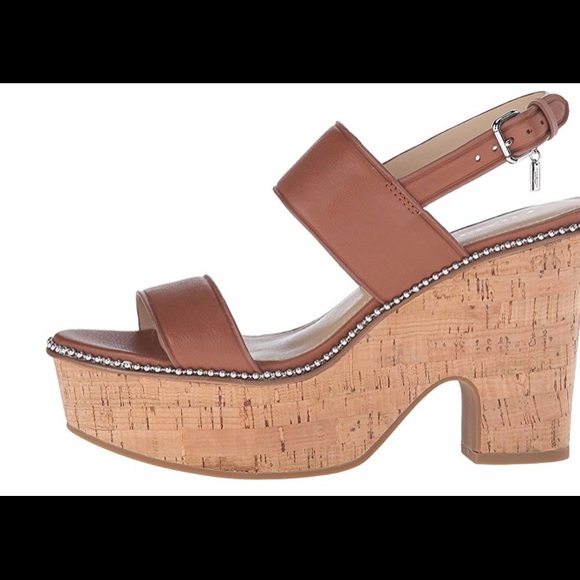 COACH - Picture 5 of 8